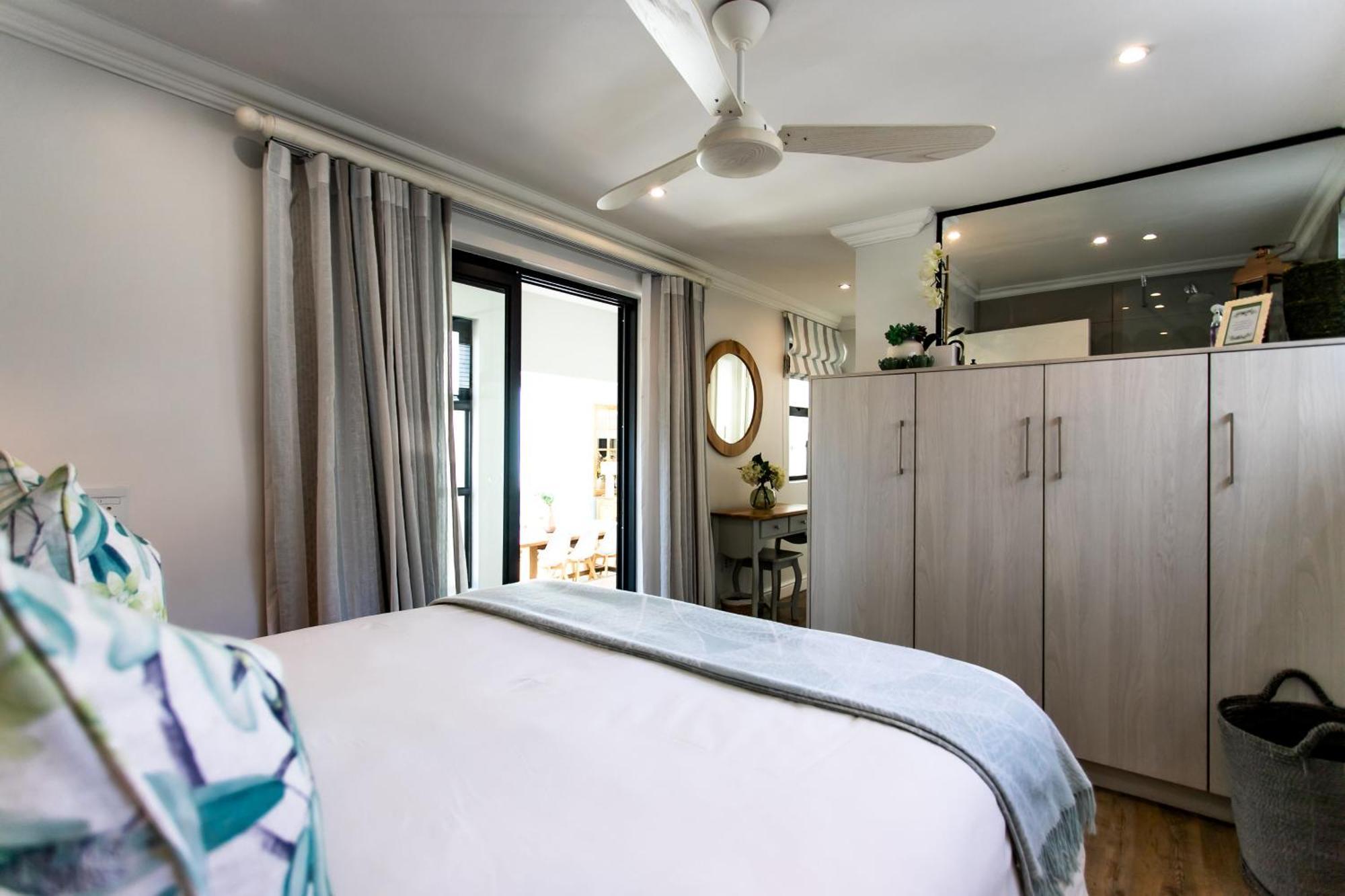 Serendipity Hermanus Luaran gambar